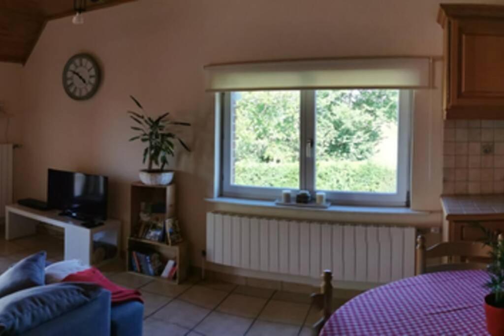 Lo'Ree Des Pres Lägenhet Grandrieu Exteriör bild